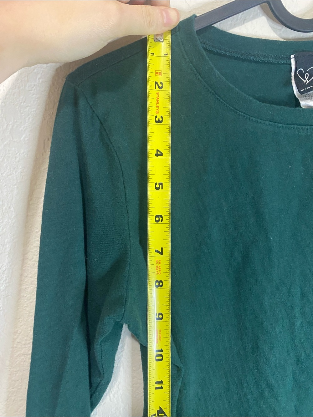 💋Green long sleeve Bodysuit that bottoms on the bottom! - Picture 3 of 7